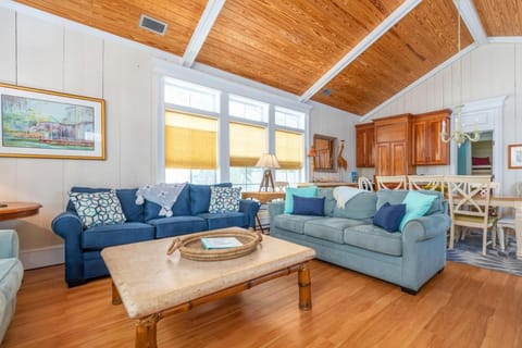 Happy House House in Tybee Island