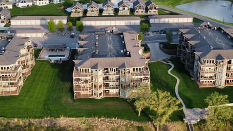 Grace on the Lake at Bridges Bay Resort - Golden Gate 201 House in Arnolds Park
