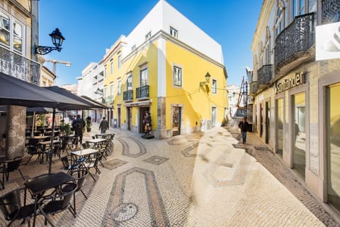 Property building, Facade/entrance, Off site