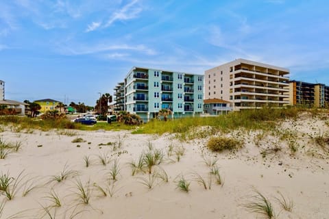 Property building, Day, Beach, Sea view