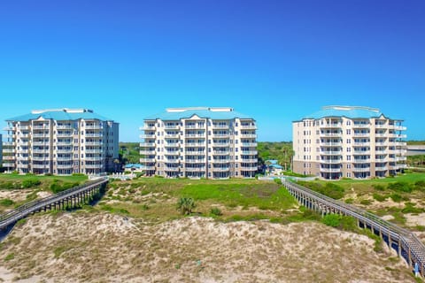 Property building, Day, Natural landscape