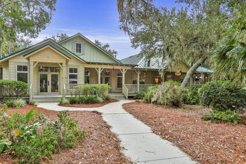 Property building, Day, Garden view
