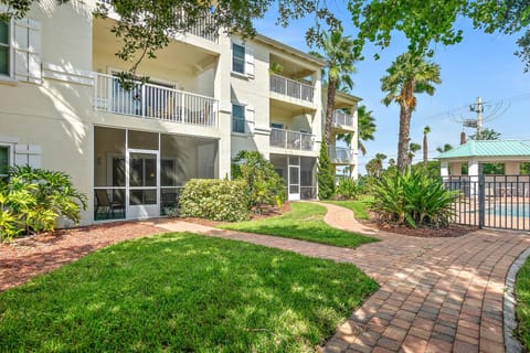Property building, Day, Garden view