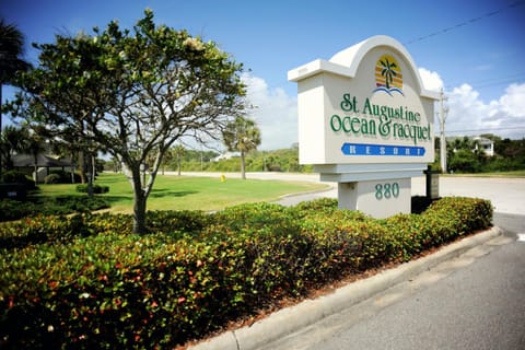 Facade/entrance, Day, Property logo or sign, Garden