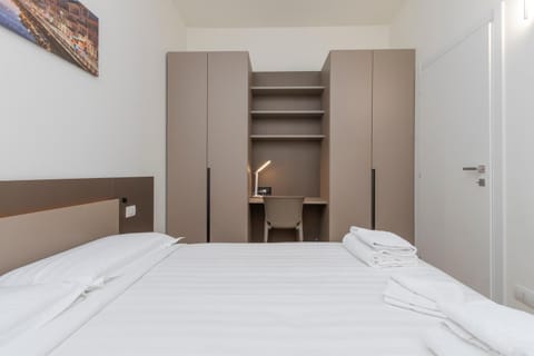 Bed, Bedroom, wardrobe