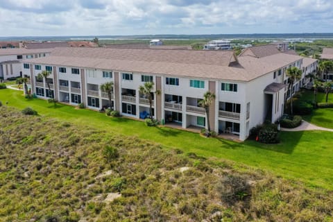Property building, Day, Bird's eye view