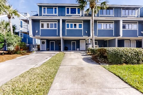Property building, Day