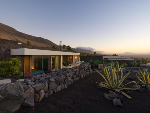 Facade/entrance, Day, Natural landscape, Lobby or reception, Mountain view, Sunset