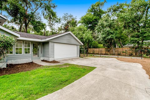 Property building, Spring, Day