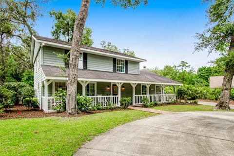 Property building, Spring, Day