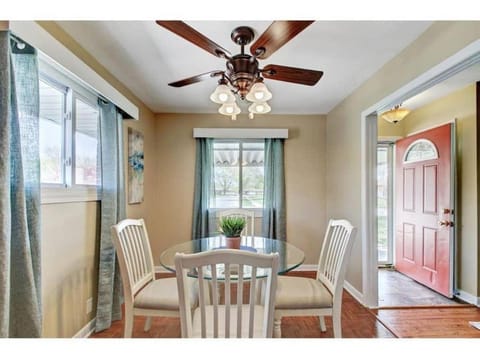 Spacious 4BR Near Convention Center-Family Friendly House in Perry Township