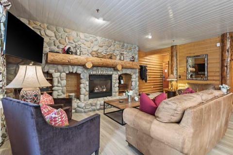 Abode at Black Bear 252 House in Deer Valley