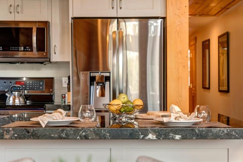 Abode at Black Bear 431 House in Deer Valley