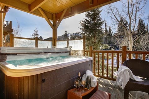 Abode at Black Bear 305 House in Deer Valley