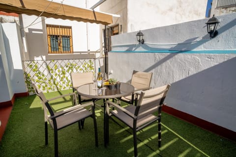 Patio, Day, Balcony/Terrace