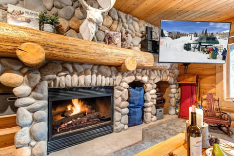 Abode at Black Bear 104 House in Deer Valley