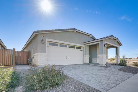 Serene Outdoor Space Group Getaway in Maricopa! House in Maricopa