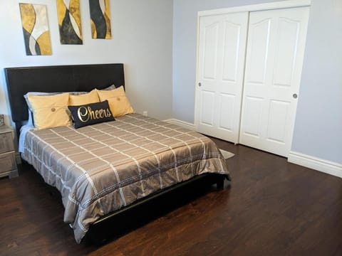 Mendoza Residence, our Great & Spacious Home in Southern Mesa House in Mesa