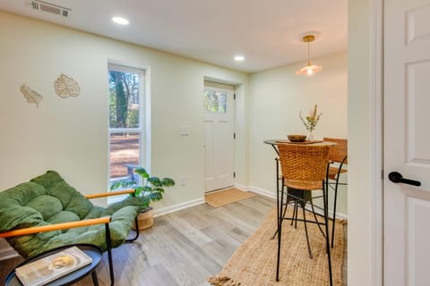 4 Mi to East Atlanta Village Chic Decatur Abode Apartment in Candler-McAfee