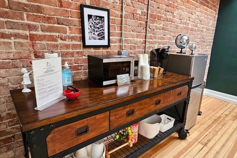 Coffee/tea facilities