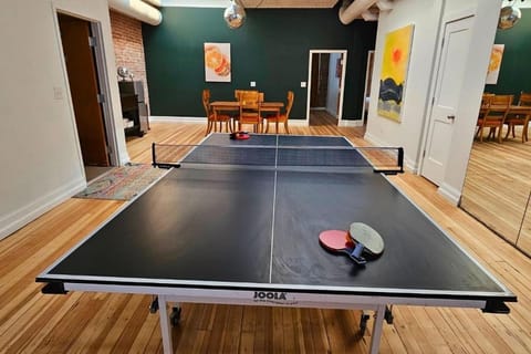 Table tennis