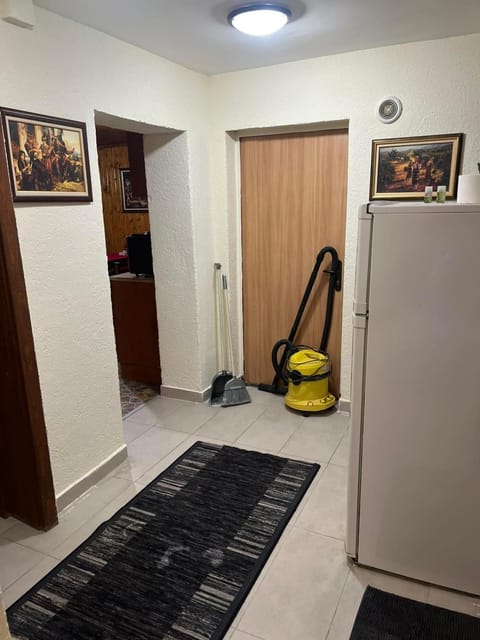 Апартамент за нощувки с механа ПРЕСТИЖ Apartment in Pleven