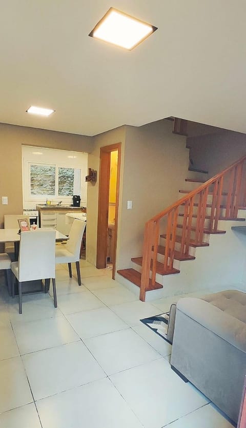 Kitchen or kitchenette, Living room, Seating area, Dining area, air conditioner
