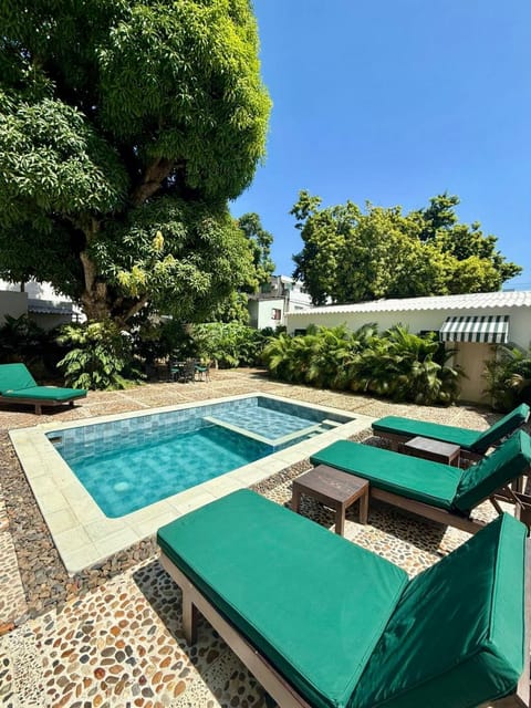 Patio, Off site, Day, Garden, Pool view, Area and facilities, Swimming pool, sunbed
