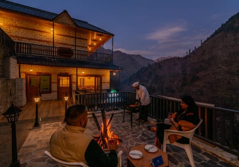 Property building, Patio, Seating area, Mountain view