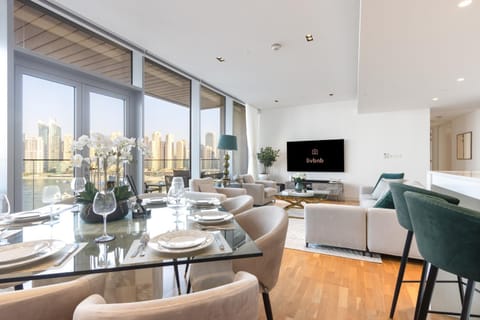 TV and multimedia, Living room, Dining area