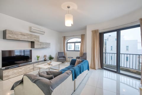 Bright, modern & spacious 3 bedroom apartment MMIC1-1 Apartment in Sliema