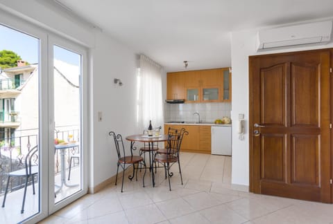 Villa Galatea Apartment in Baška Voda