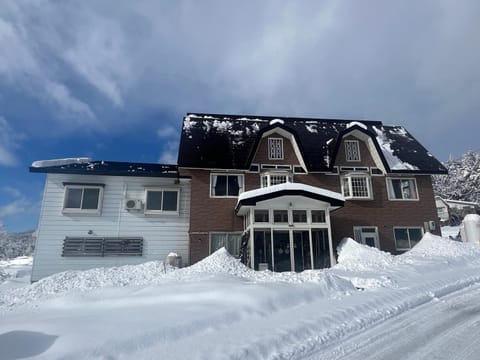 Property building, Winter