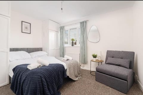 Bed, Bedroom, furniture