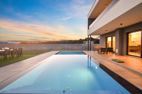 Villa Rosignola in Pula by Istrabook Villa in Varoš