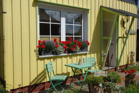 Property building, Spring