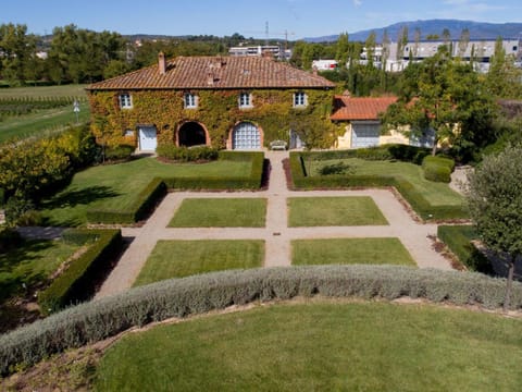 Apartment Ca de Frati Residenz - Rosa Wohnung by Interhome Apartment in Arezzo