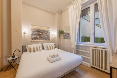 Bed, Photo of the whole room, Bedroom, internet, towels