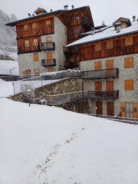 Appartamento Val di Sole - Commezzadura Apartment in Trentino-South Tyrol