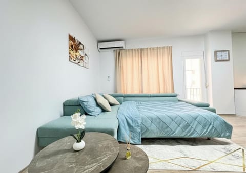 Living room, air conditioner