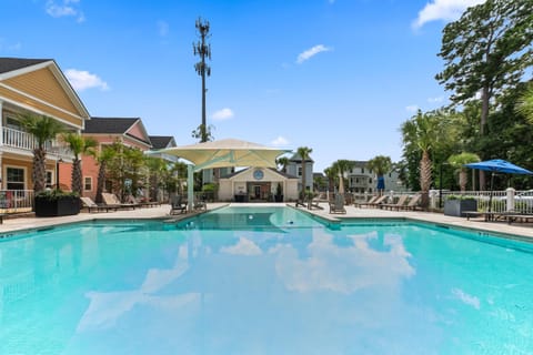 Camellia Cottage House in Goose Creek