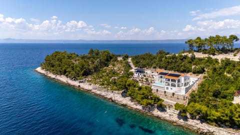Property building, Natural landscape, Sea view