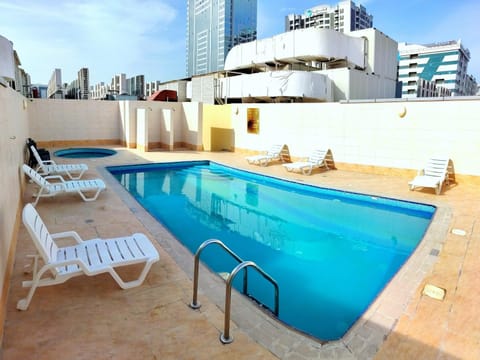 Deluxe Stay luxurious Room near Sahara Mall in Dubai Al Nada Bed and Breakfast in Al Sharjah