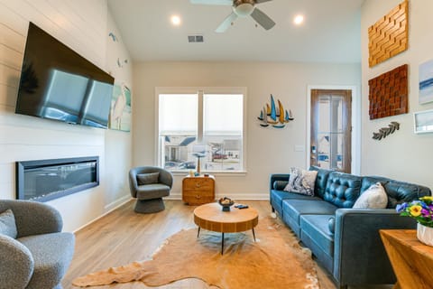 Lake Greenwood Access Modern Escape with Patio! House in Lake Greenwood