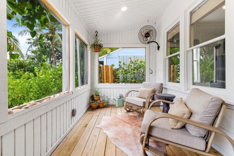 Designer Cottage Near Beach, Singer Island & Peanut Island! House in Riviera Beach