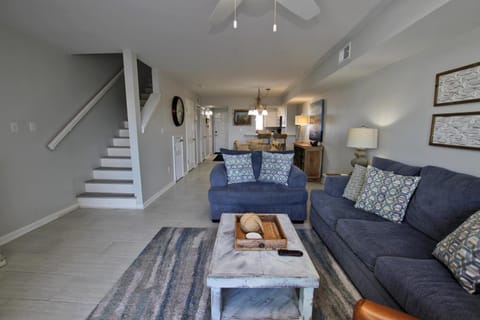 Summerhouse West 207B by Youngs Suncoast Apartment in West Beach