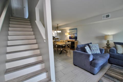 Summerhouse West 207B by Youngs Suncoast Apartment in West Beach