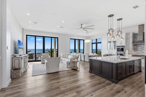 Honeysuckle Blue House in Pensacola Beach