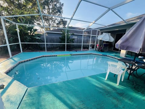 Room in Citrus Park and Carrollwood with Private Pool, close to the airport Vacation rental in Greater Carrollwood