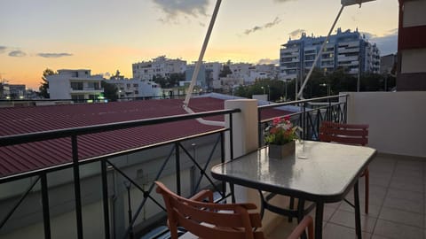 Balcony/Terrace, City view